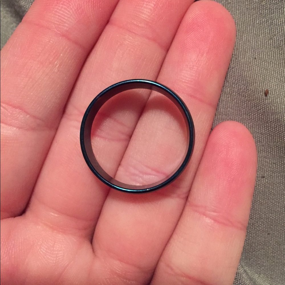 Men's ring